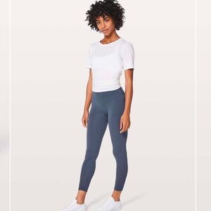 Lululemon Reveal 7/8 Tight *Vortex 25"